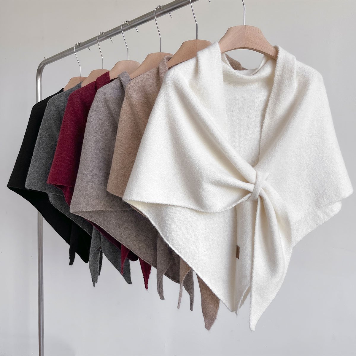 💕Elegant Women's Solid Color Wool Blend Shawl-Timeless Solid Hue for All Looks