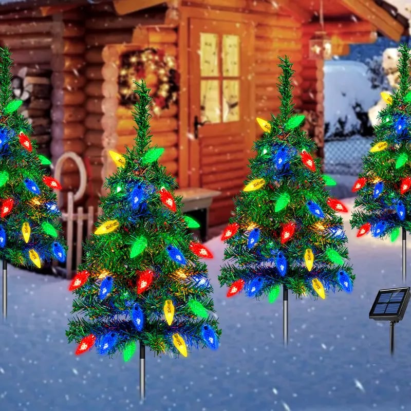 🎄4-in-1 Aurora Haven Outdoor LED Light (with 80 strawberry decorations)