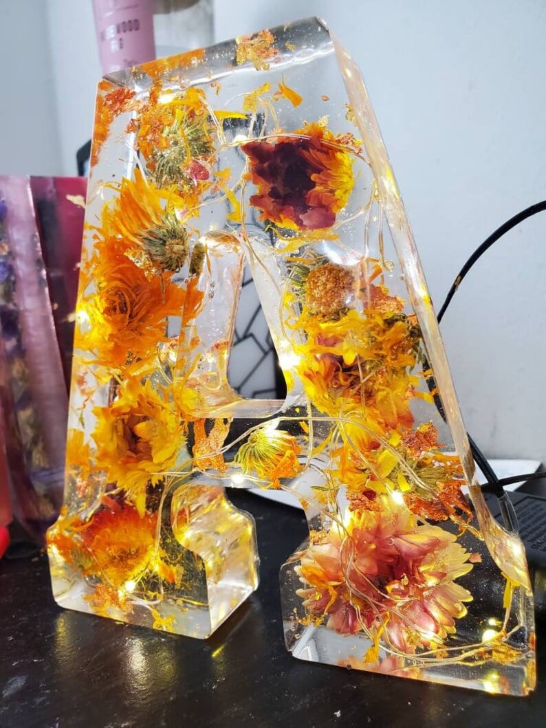 🔥Last Day 49% OFF - 🌸Flowers Resin Night Light