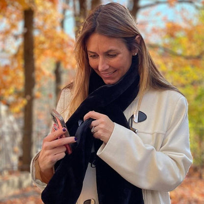 🔥Last Day 49% OFF❄️ Faux-Fur Pull-Through Scarf with Hidden Pocket