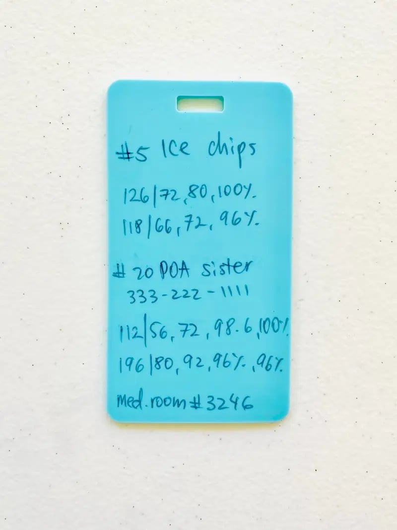 🩺Erasable Badge Note | Dual-Side Writable, Fade-Proof & No Blur (🖊Write. Wipe. Repeat.) 🎁Free Badge Clip Included📋