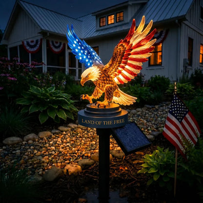 🔥Last Day 49% OFF-Solar Eagle Garden Light – A Glowing Tribute to American Freedom-Buy 2 Free shipping
