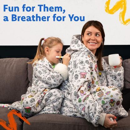 🎨🖌️Cozy Companions Color-Your-Own Blanket Hoodie With 24 Permanent Fabric Makers