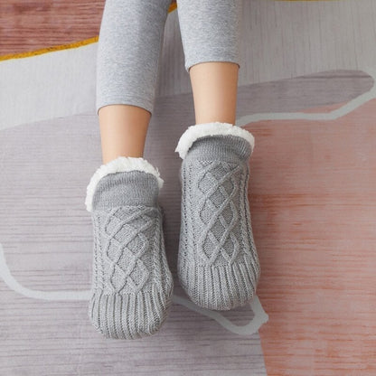 Indoor Non-slip Thermal Socks✅ Bye to Numbness, Pain and Swelling ✅ Foot issues and sensitive feet ✅ Help increase blood flow and circulation
